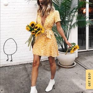 Garden Explorer Mustard Yellow Floral Print Mini Dress xs worn once